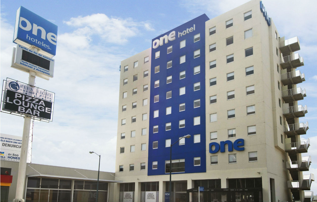 One Puebla Angelopolis Periferico Hotel Eksteriør billede